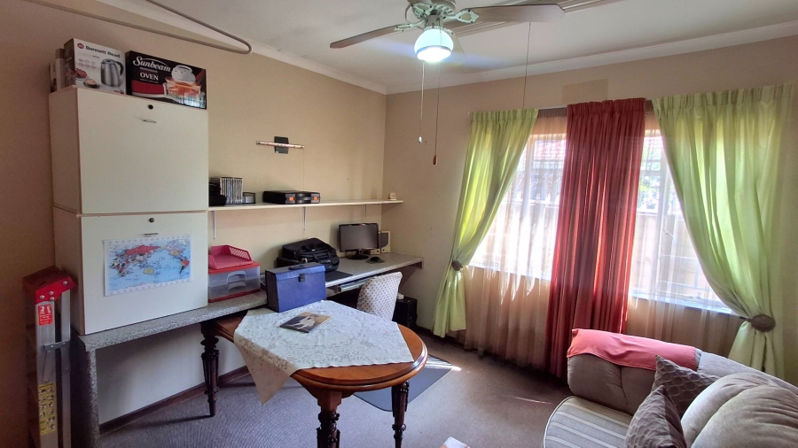 3 Bedroom Property for Sale in Vaalpark Free State